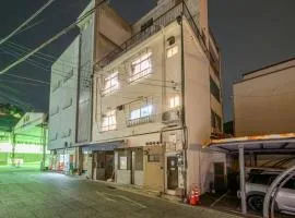 COCOSTAY尾道本通り - 千光寺も花火も雨の日も全部にやさしい尾道の宿 - In the middle of the shopping street