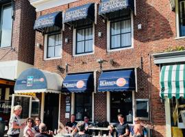 Hotel DeWaag Makkum，位于玛库姆的酒店