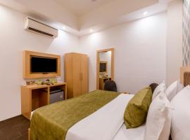 Airport Hotel Tashree Near Yashobhoomi - Free Airport Drop，位于新德里德里英迪拉•甘地国际机场 - DEL附近的酒店