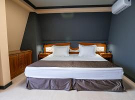 SPA Hotel Olymp，位于韦林格勒的酒店