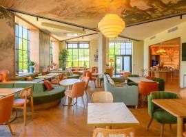 Kyriad Prestige Compiègne Hotel & Spa，位于贡比涅的酒店