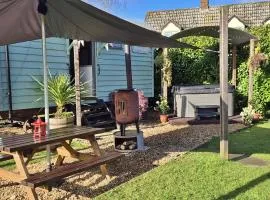 Briars Hut