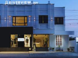 Hotel River View，位于蒂鲁奇奇拉帕利的酒店
