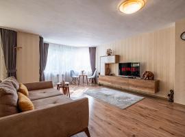 Top Location 3 Bedroom Apartment Next to the Beach，位于瓦尔纳的自助式住宿