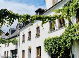 Ehemaliges Wein Chateau