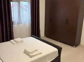Casa Mira