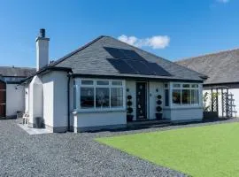 Newly Renovated Luxury Bungalow Pass the Keys