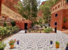 Berbère de la Montagne HoteL，位于Imdiazene的酒店