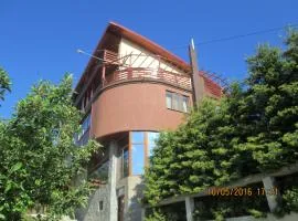 Casa Moroeni