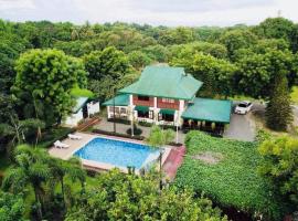 Estancia Primavera in Angeles City，位于Mining的酒店