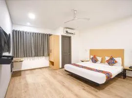 FabHotel Royale 49