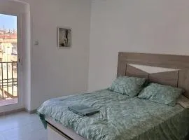 Se alquila habitaciones en piso Compartido SIn ASCENSOR ELDA