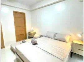 J & W Apt