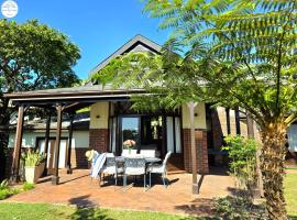 Villa G7 - Selborne Golf Estate，位于彭宁顿的酒店