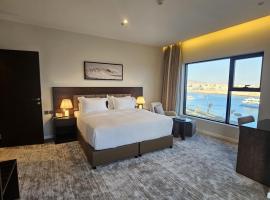 فندق شقق همس البحر Hams Apartments，位于Ḑubā的酒店