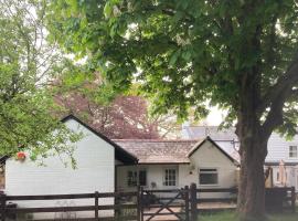 Chestnut Cottage New Forest，位于布罗肯赫斯特的酒店