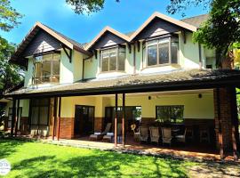 Villa G20 - Selborne Golf Estate，位于彭宁顿的酒店