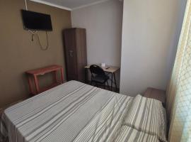 Habitación doble privada en Talara Centro，位于塔拉拉的旅馆