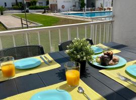 Apartment with a pool near the beach，位于利乌玛的酒店