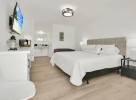 The Shores Hotel