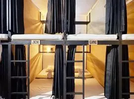 Tagpo Capsule Hostel