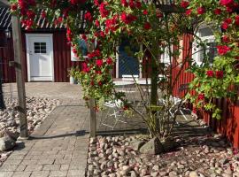 Gatans Gård sekelskiftshus，位于Vesslunda的酒店
