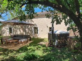 Maison de campagne avec bain nordique，位于蒙夫朗屈安的酒店