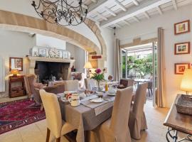 L'ORANGERIE Chambres d'hotes de charme，位于Valros的酒店
