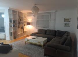 CityComfort Tuzla，位于图兹拉的酒店