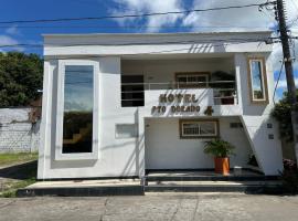Hotel Puerto Dorado，位于特里温福港的酒店