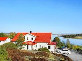5 person holiday home in KLÖVEDAL