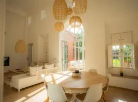 Luxueuse villa VALERIA avec gouvernante