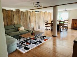 Gîte de la Prairie de Thalamy 4 pers，位于Thalamy的酒店