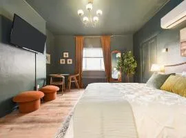 Lawrenceville Charm Free Park