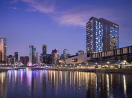 墨尔本泛太平洋酒店，位于墨尔本的酒店