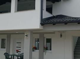 Villa elhalabi，位于伊利扎的酒店