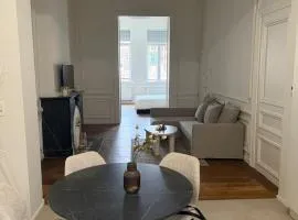 Luxury Riverfront Apartment near La Meuse