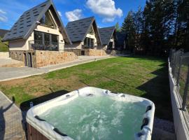ZEN Luxury Houses & Spa，位于兹拉蒂博尔的酒店