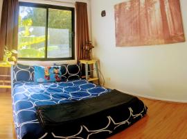 The Healing Hideaway，位于Toongabbie的酒店