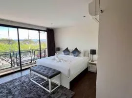 Stylish Loft Condo in Boat Avenue Phuket