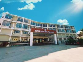 Hotel Emperor Paradise，位于比拉斯布尔的酒店
