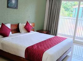Nelleri Residency Managed By Vaishno Hospitality，位于Iritti的酒店