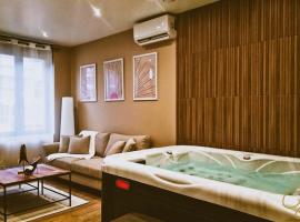 Love Room G-Spa private，位于圣康坦的酒店