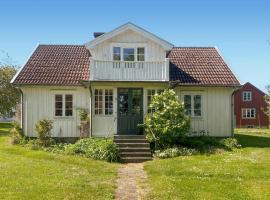 3 Bedroom Beautiful Home In Hagby，位于Hagby的酒店