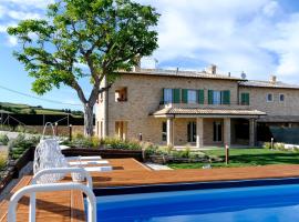 Villa Ophite，位于奥菲达的酒店