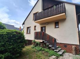 Apartmány ŠTĚSTÍ，位于Bechlín的酒店