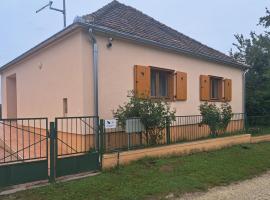Szőlőskert Vendégház，位于Csehimindszent的酒店