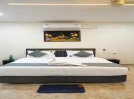 Madhura Luxury Rooms