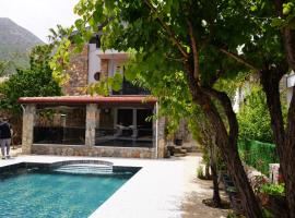 Villa Valencia By Luxury Group, Ölüdeniz, Private Pool，位于Cedit的酒店
