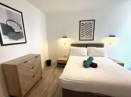 Luxury 1 bed - 6 Queen Street Abingdon - Centrally located parking subject to availability